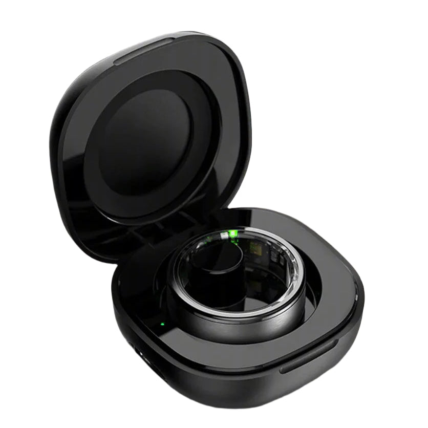 Smart Ring Sync Pulse Colmi R03 dark grey titanium  charging on the case